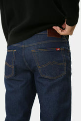 Mustang Tramper Straight Męskie Spodnie Jeansowe Jeansy Dżinsy Denim Blue 1015514 5000 940